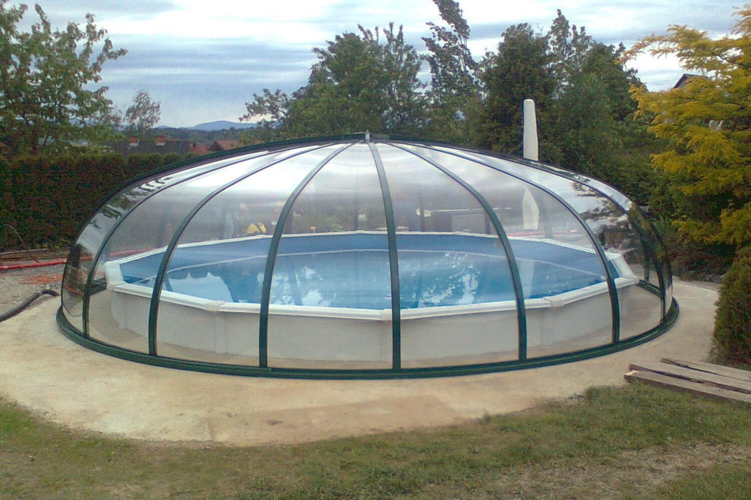 voeroka-schwimmbad-ueberdachung-rund_002